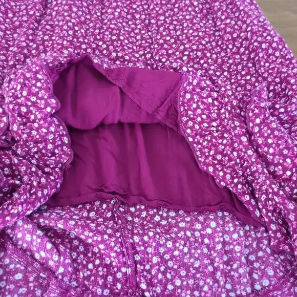 Abercrombie and Fitch maroon smocked dress & adjustable straps girls size 13-14 - Picture 3 of 8